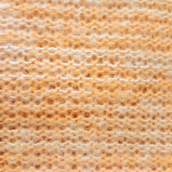 GapMaternity Ombre Peach V Neck Sweater - Size Small Wool Blend Sweater - Picture 6 of 7